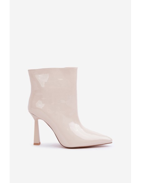 Lacquered Pointed Slip-On Ankle Boots Light Beige Seliri