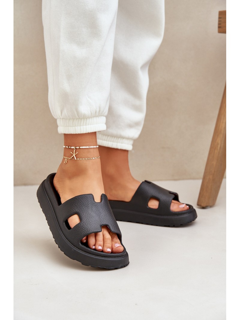 Foam Slippers With Cutouts Black Neladith