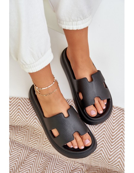 Foam Slippers With Cutouts Black Neladith