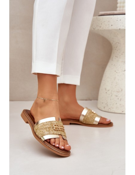 Leather sandals with decorative detail and braiding Zazoo 40426 gold