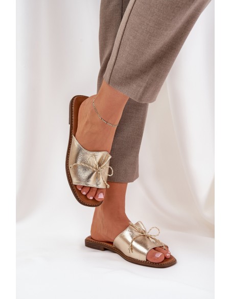 Flat Sandals With Decorative Bow Golden Deonelis
