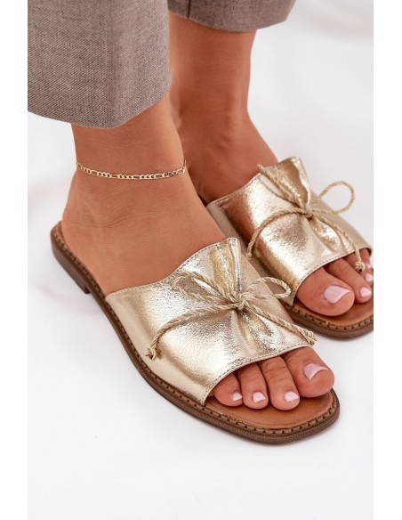 Flat Sandals With Decorative Bow Golden Deonelis