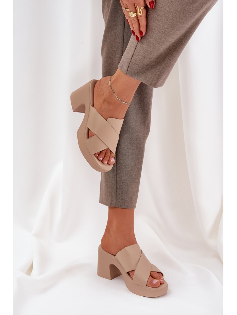 Light Heels Made Of Eco Leather Light Beige Kacaria