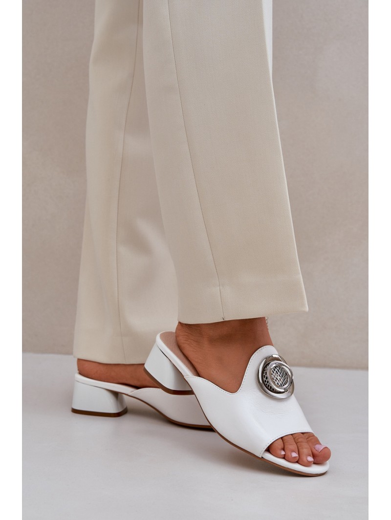Elegant Women's Slippers On Low Heel With Decoration White Feledis
