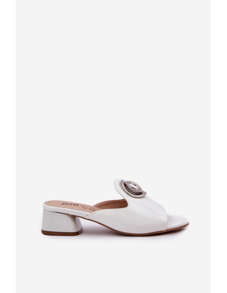 Elegant Women's Slippers On Low Heel With Decoration White Feledis