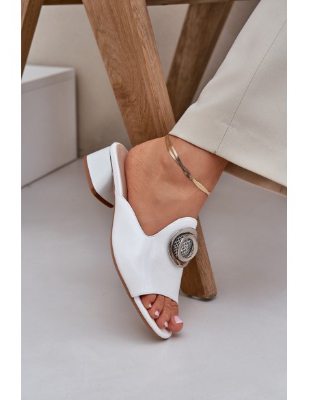 Elegant Women's Slippers On Low Heel With Decoration White Feledis