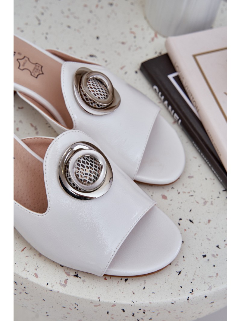 Elegant Women's Slippers On Low Heel With Decoration White Feledis