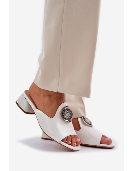 Elegant Women's Slippers On Low Heel With Decoration White Feledis