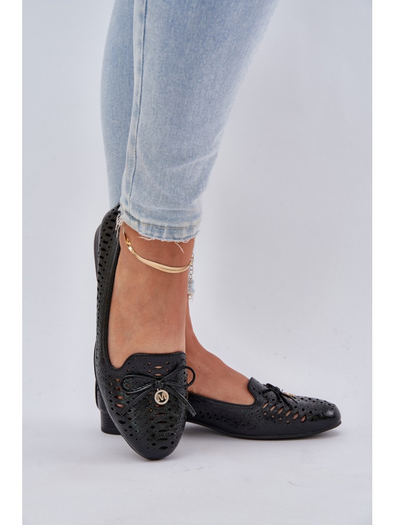 Lacquered Perforated Ballet Flats With Bow Eco Leather Black Amepitrea