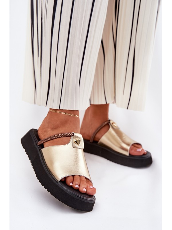 Women's leather sandals on platform with decorative strap D&A MK51-475 Gold
