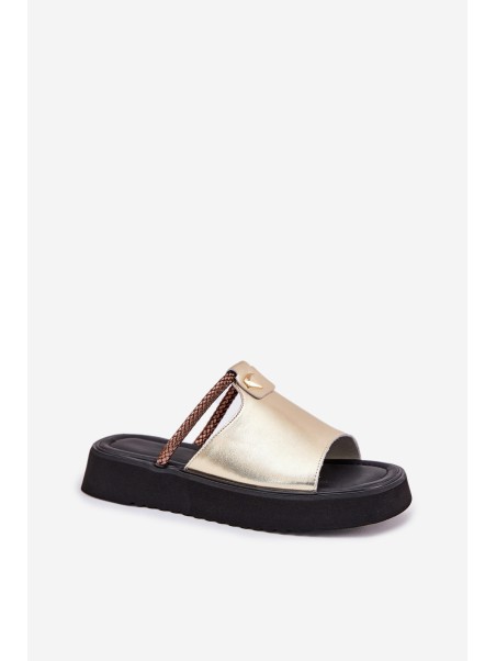 Women's leather sandals on platform with decorative strap D&A MK51-475 Gold