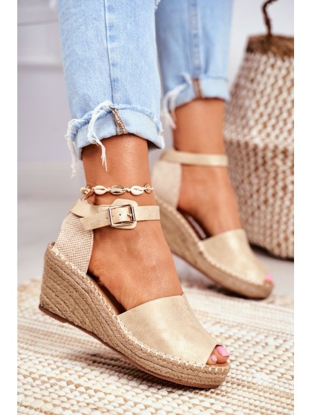 Sandals On A Braided Wedge Gold Maritta