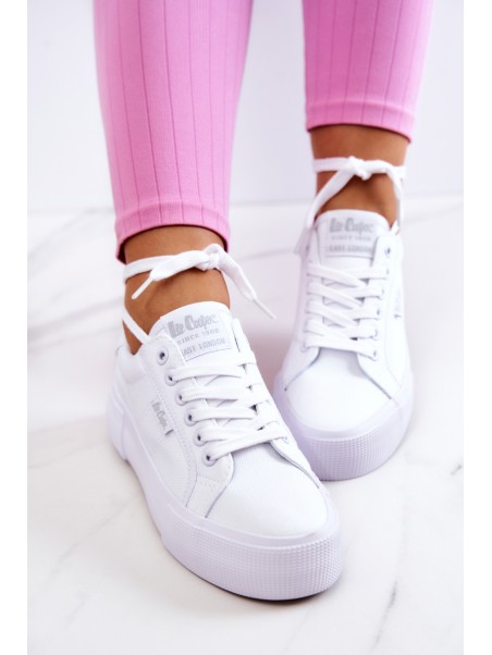 Sneakers On A Platform Lee Cooper LCW-22-31-0884L White