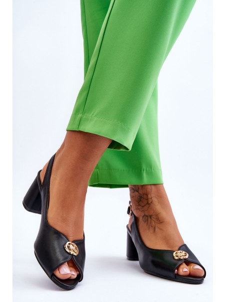 Fashionable Leather Heel Sandals Black Hette