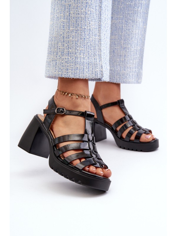 Lacquered Leather Women's Sandals On Heel Black Vinceza 66621