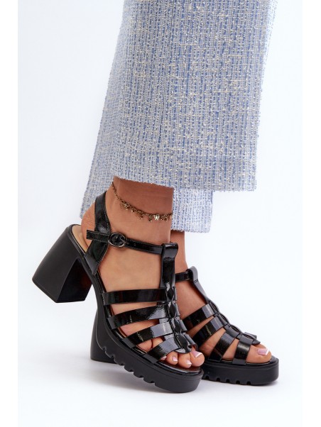 Lacquered Leather Women's Sandals On Heel Black Vinceza 66621