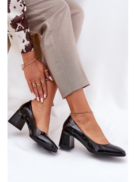 Leather Patent Heels On A Stiletto Vinceza 91130 Black