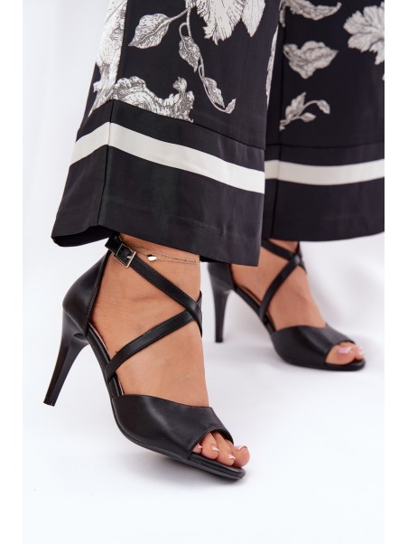 Fashionable High Heel Sandals Black Loressa
