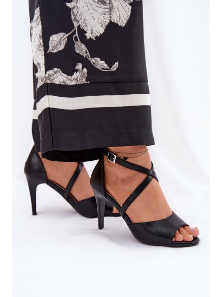 Fashionable High Heel Sandals Black Loressa