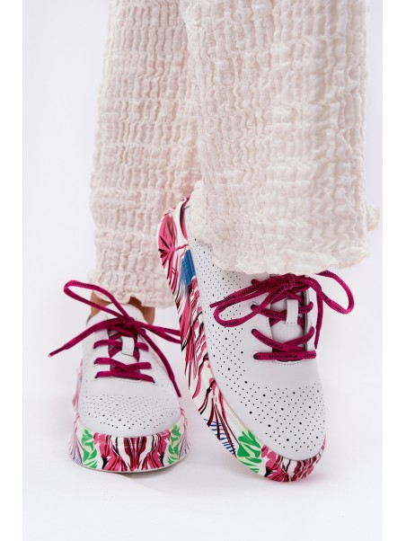 Women's Leather Sneakers On Patterned Platform Vinceza 88017 White