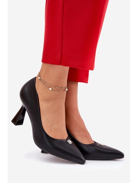 Elegantiški aukštakulniai ant platėjančių stiletų Vinceza 62222 juodi