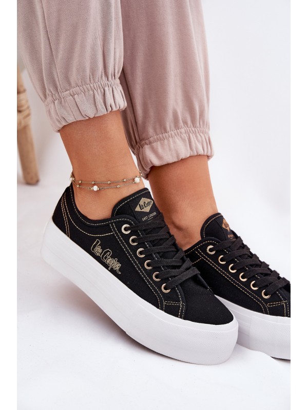 Moteriški sportbačiai su platforma ant audinio Lee Cooper LCW-25-31-3431L juodi