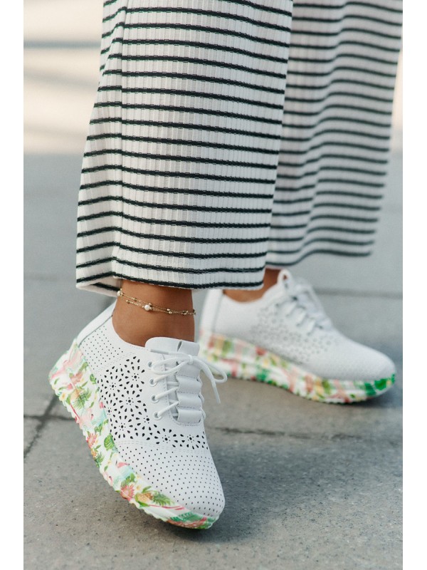 Leather Perforated Women's Shoes On Wedge Artiker 56C1532 White
