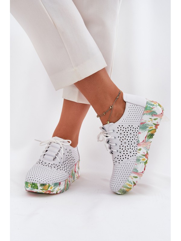 Leather Perforated Women's Shoes On Wedge Artiker 56C1532 White
