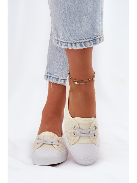 Ladies Sneakers With Embroidery Lee Cooper LCW-25-31-3445L Beige
