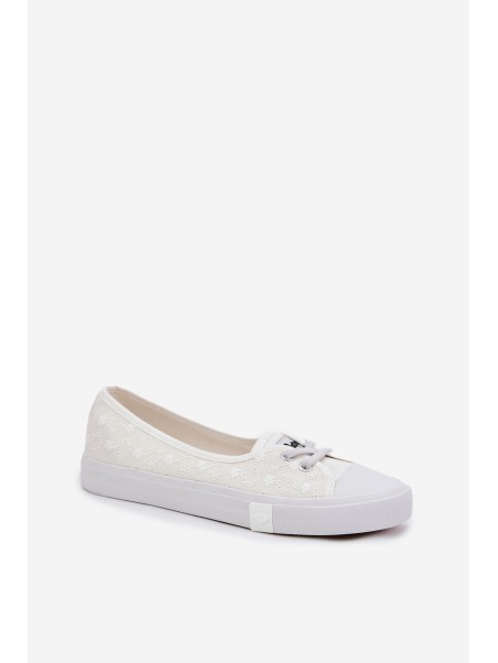 Moteriški sportbačiai su siuvinėjimu Lee Cooper, balti LCW-25-31-3447L
