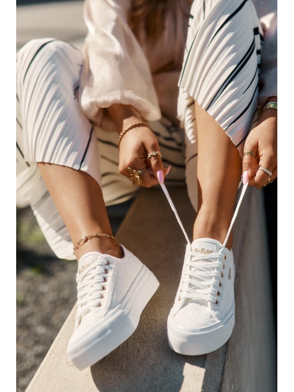 Moteriški sportbačiai su nėriniais Lee Cooper LCW-25-31-3438L balti