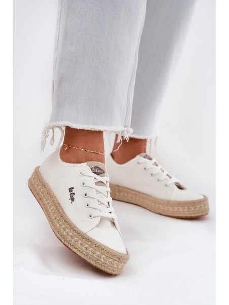 Moteriški sportbačiai su pynimo detalėmis Lee Cooper LCW-25-44-3217 balti
