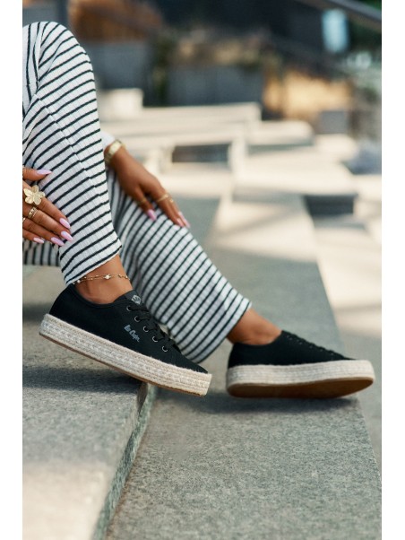 Moteriški sportbačiai su pynėmis Lee Cooper LCW-25-44-3216 juodi