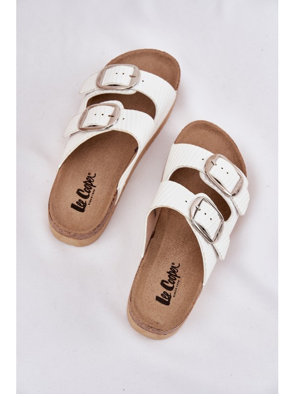 Moteriškos platforminės basutės su sagtimis Lee Cooper LCW-25-35-3496L baltos