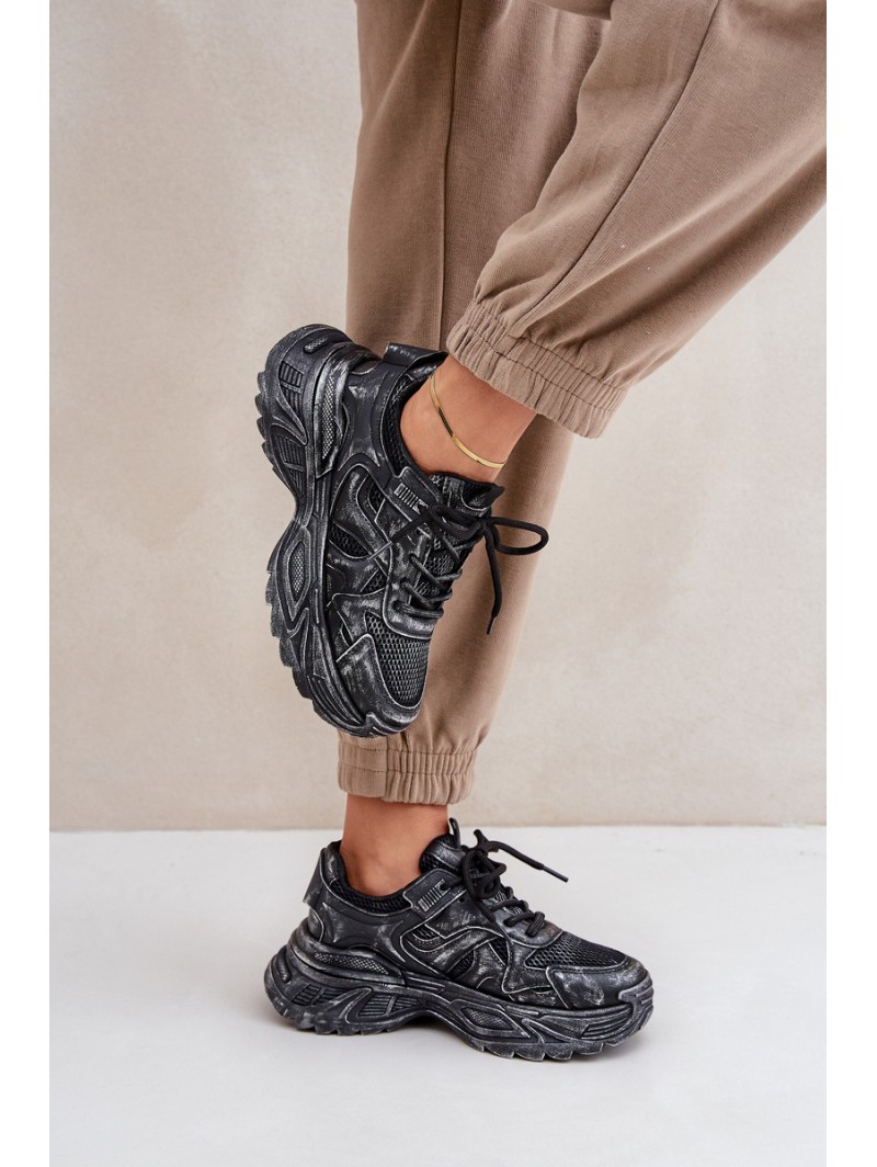 Women's Sneakers With Distress On Platform Black Seladwen