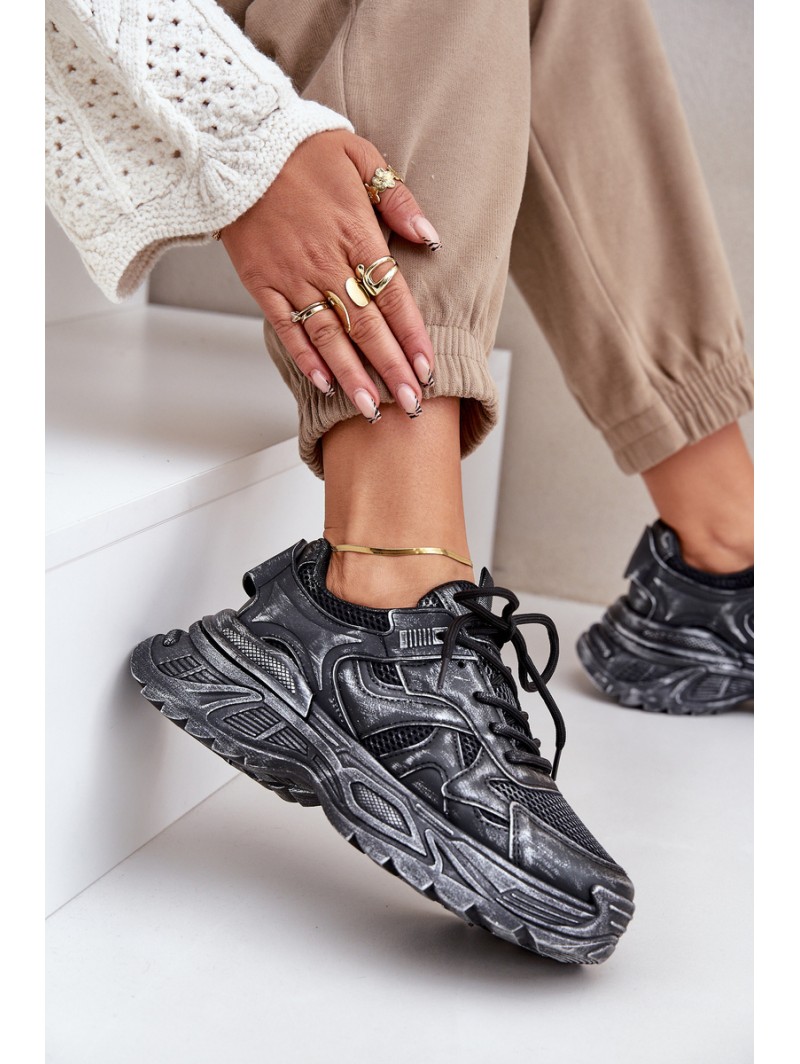 Women's Sneakers With Distress On Platform Black Seladwen