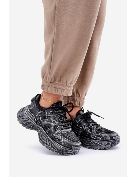 Women's Sneakers With Distress On Platform Black Seladwen