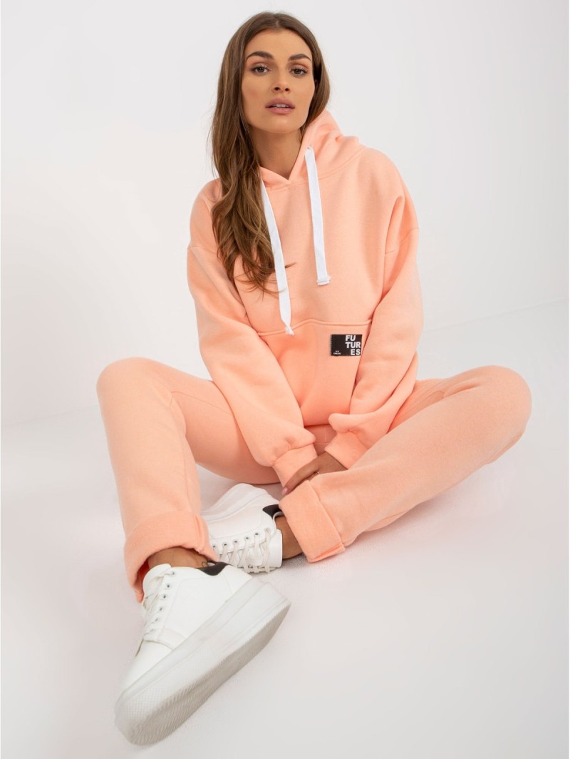 Laisvalaikio kostiumas-EM-KMPL-758.33P-persikinis