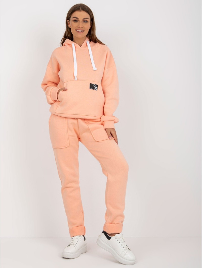 Laisvalaikio kostiumas-EM-KMPL-758.33P-persikinis