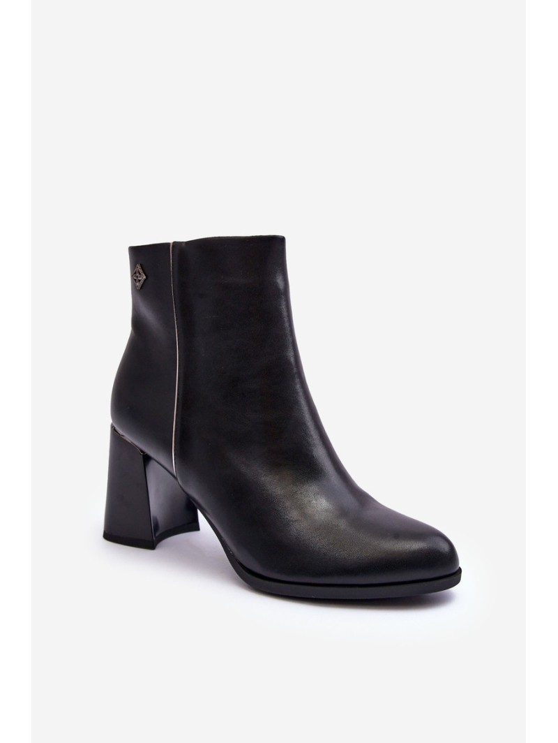 Leather Boots on Heel Black Popilla