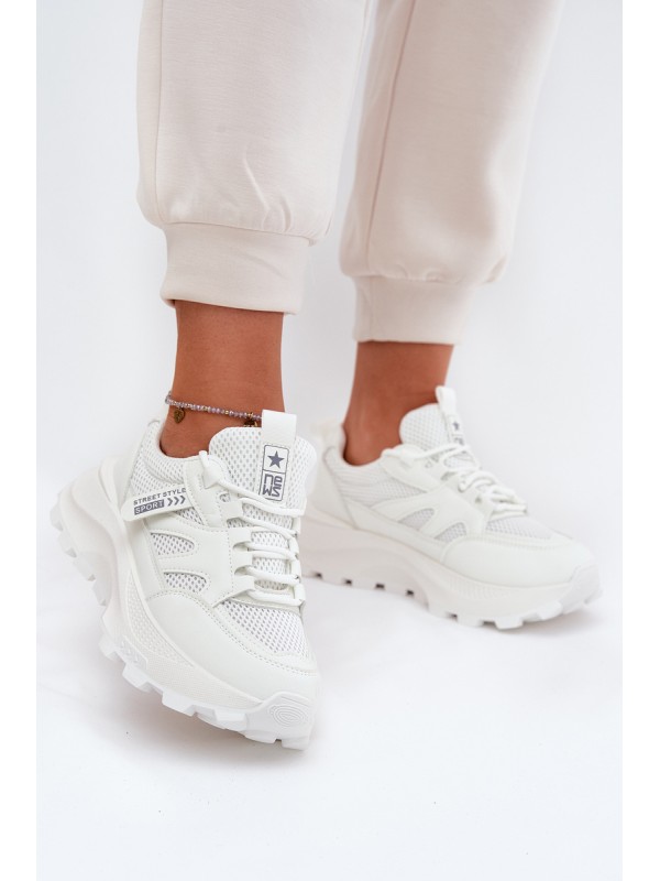 Women's Sports Sneakers On Thick Sole White Prononice