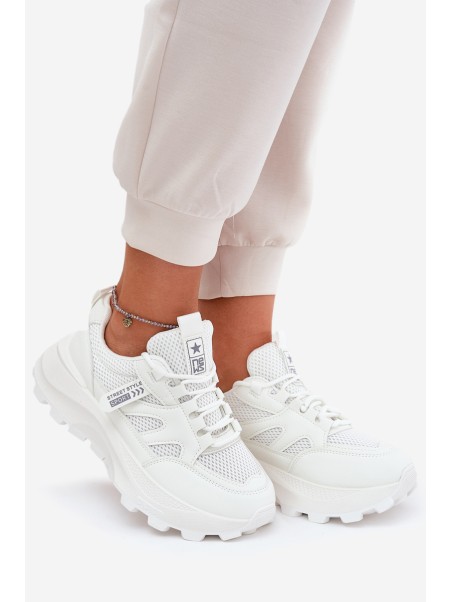 Women's Sports Sneakers On Thick Sole White Prononice