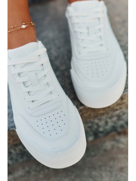 Low sneakers made of eco leather Big Star RR274303 White