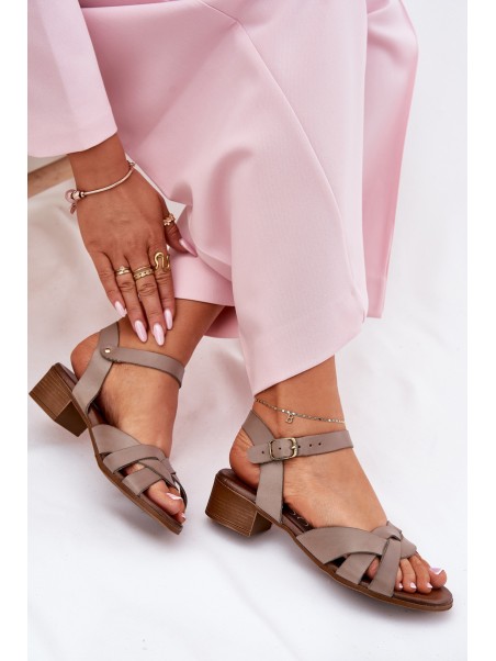Leather Sandals On A Delicate Heel Beige Zazoo 40372