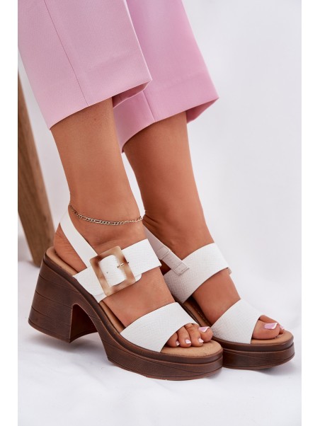 Ladies sandals on a chunky heel and platform White Vinceza 17387