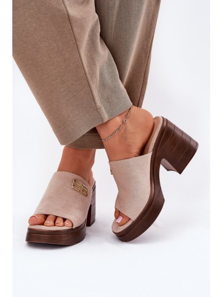 Women's sandals on a chunky heel with a gold detail Vinceza 17400 beige