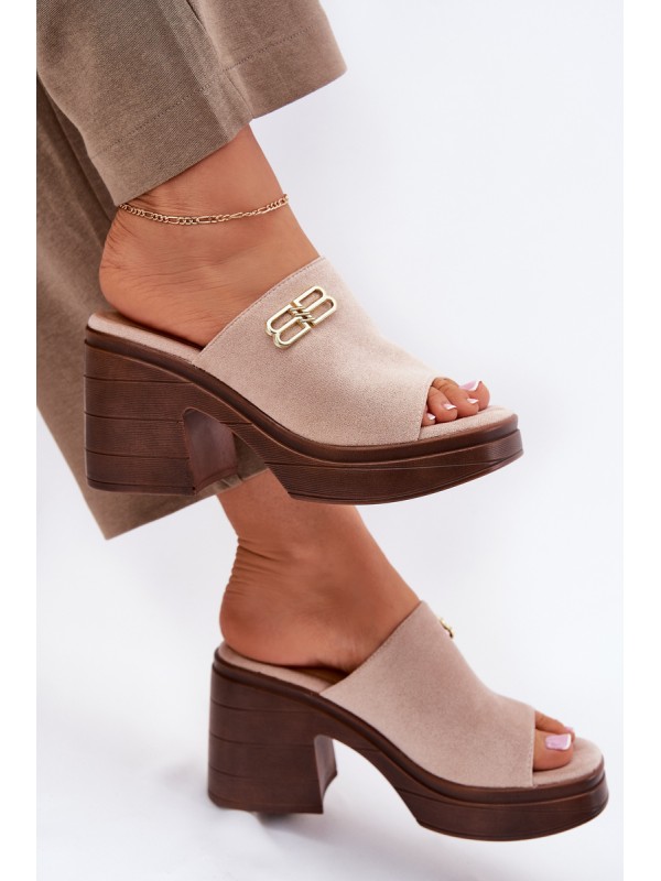 Women's sandals on a chunky heel with a gold detail Vinceza 17400 beige
