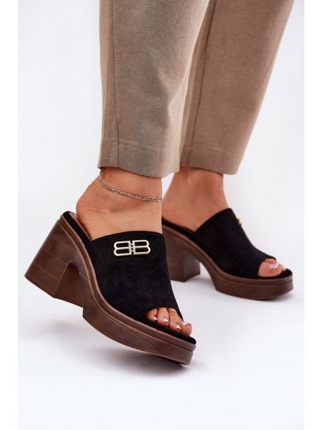 Ladies Sandals On Chunky Heel With Golden Detail Vinceza 17400 Black