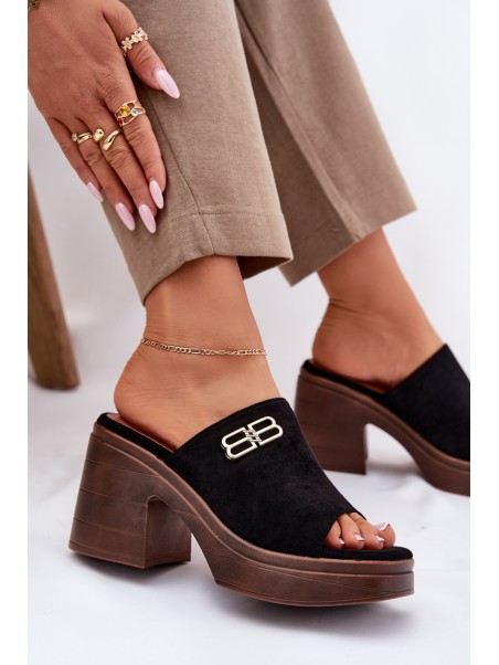 Ladies Sandals On Chunky Heel With Golden Detail Vinceza 17400 Black