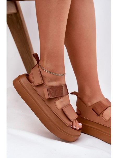 Moteriškos platforminės basutės su Velcro užsegimu Camel Nitepira